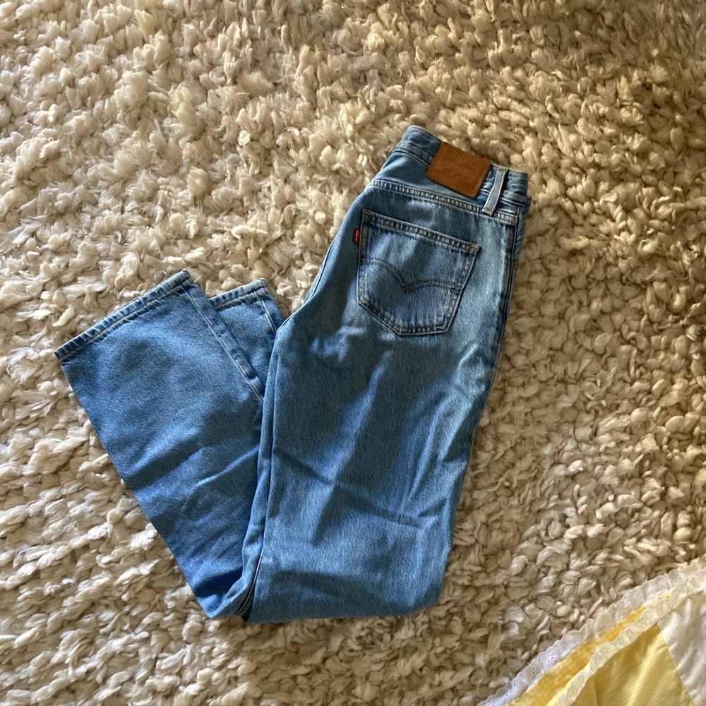 Light Blue Women’s Jeans - Levi's loose straight